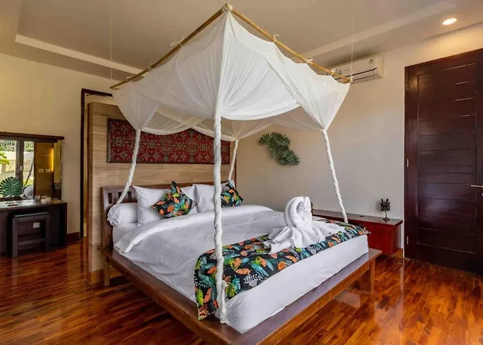 2 Bedroom Private Pool Семиньяк