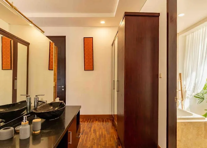 Вилла 2 Bedroom Private Pool Семиньяк